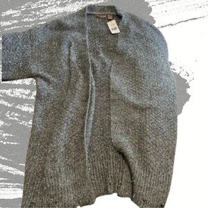 Willow & Root by BKE Gray Sweater